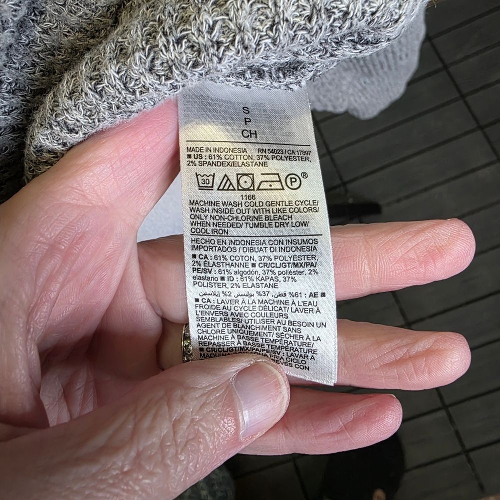Old Navy Gray Oversized Cozy Waffle Henley Cropped Top Size Small - Picture 7 of 12